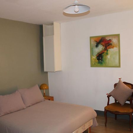 Agreable Appartement P2 Centre Ville Au Calme. Nîmes Kültér fotó